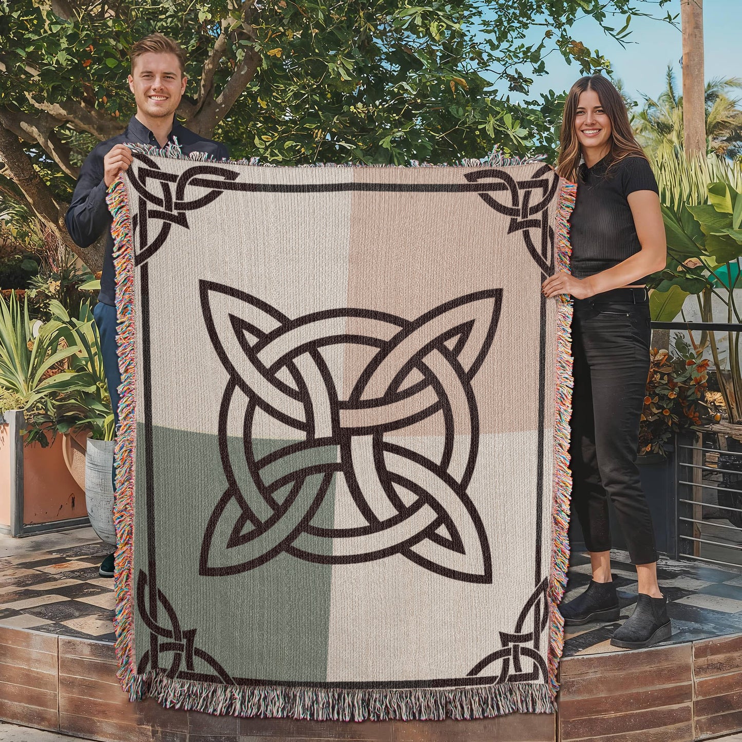Woven Blanket: Color Block Celtic Knotwork
